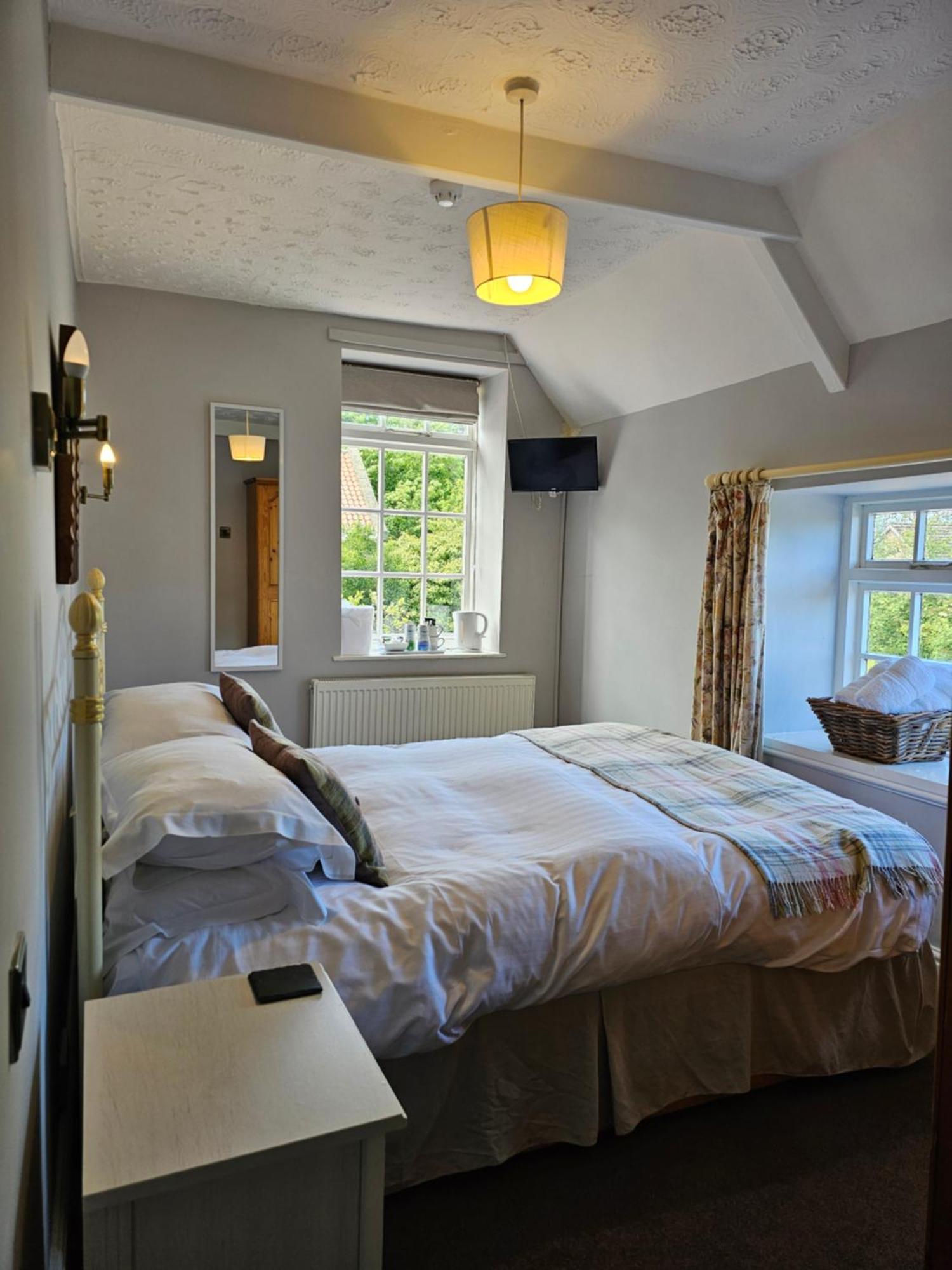The Pack Horse Inn Chathill Exteriér fotografie