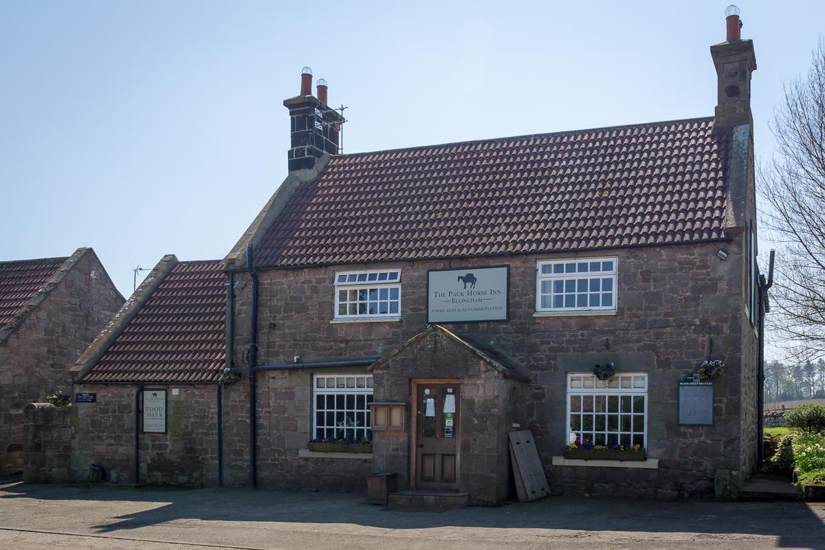 The Pack Horse Inn Chathill Exteriér fotografie